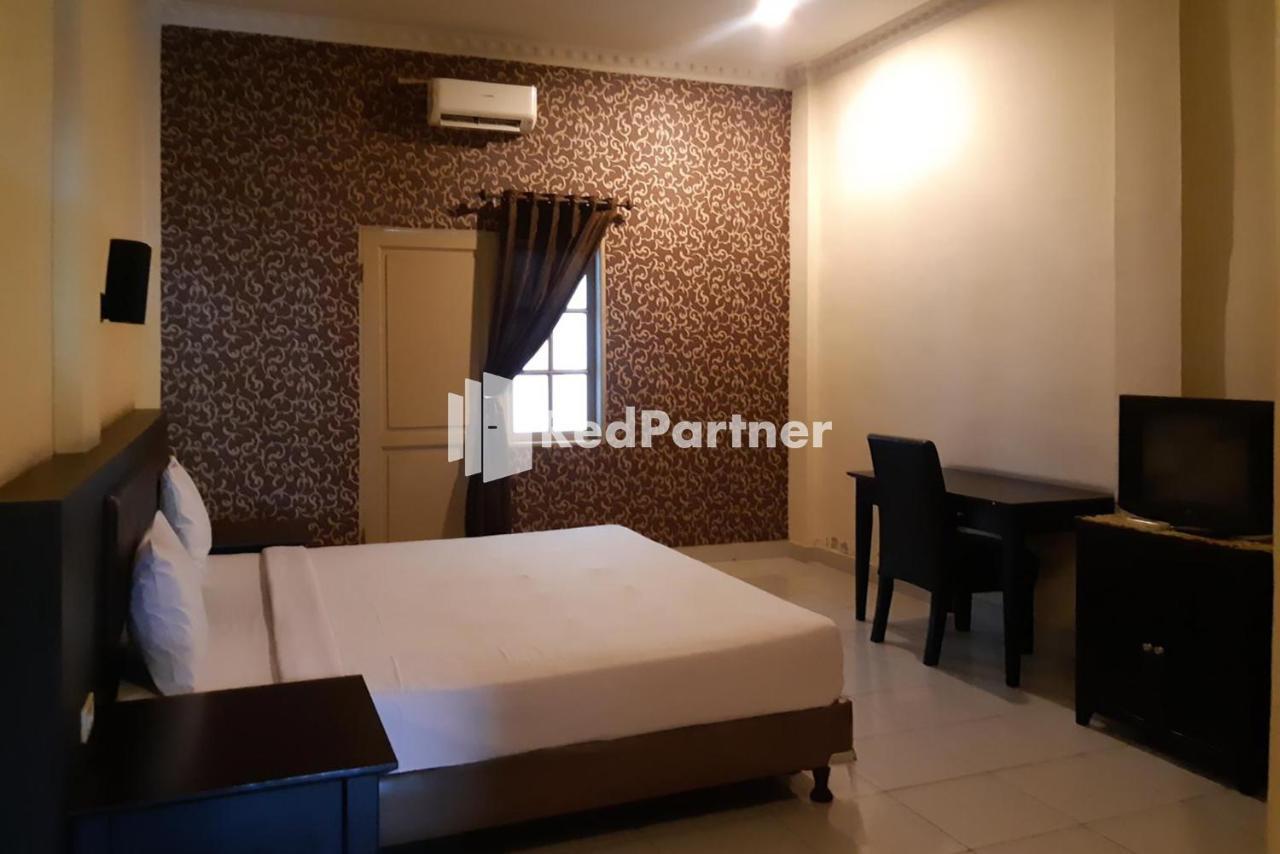 Carolina Transit Hotel Medan Luaran gambar