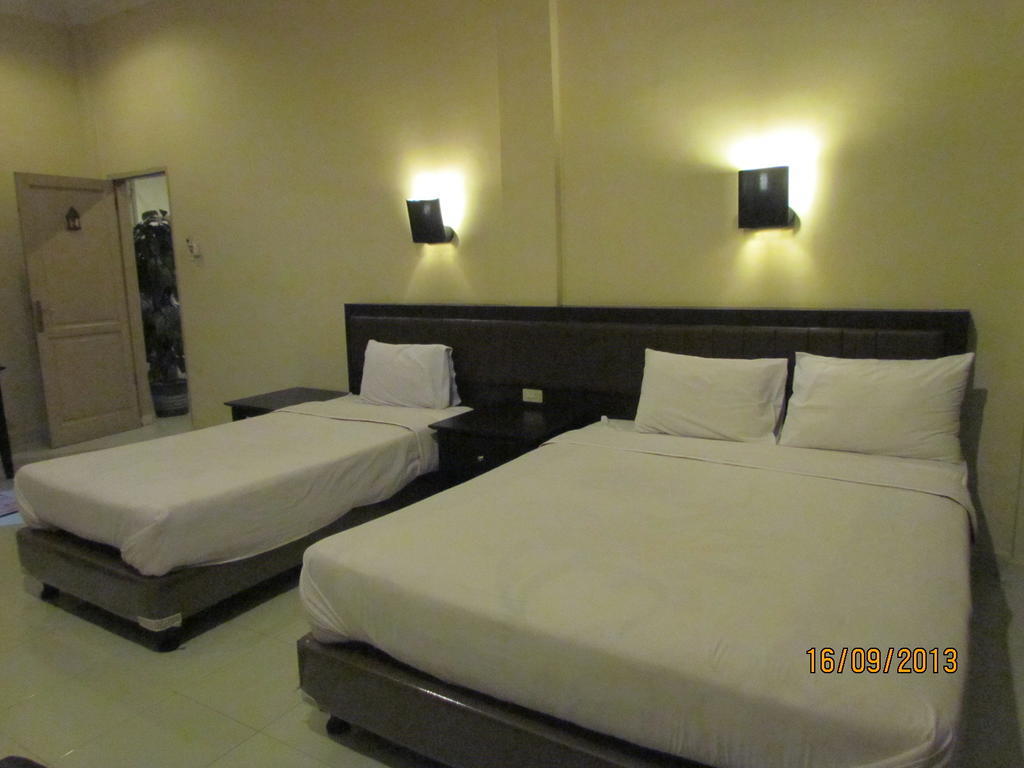 Carolina Transit Hotel Medan Bilik gambar
