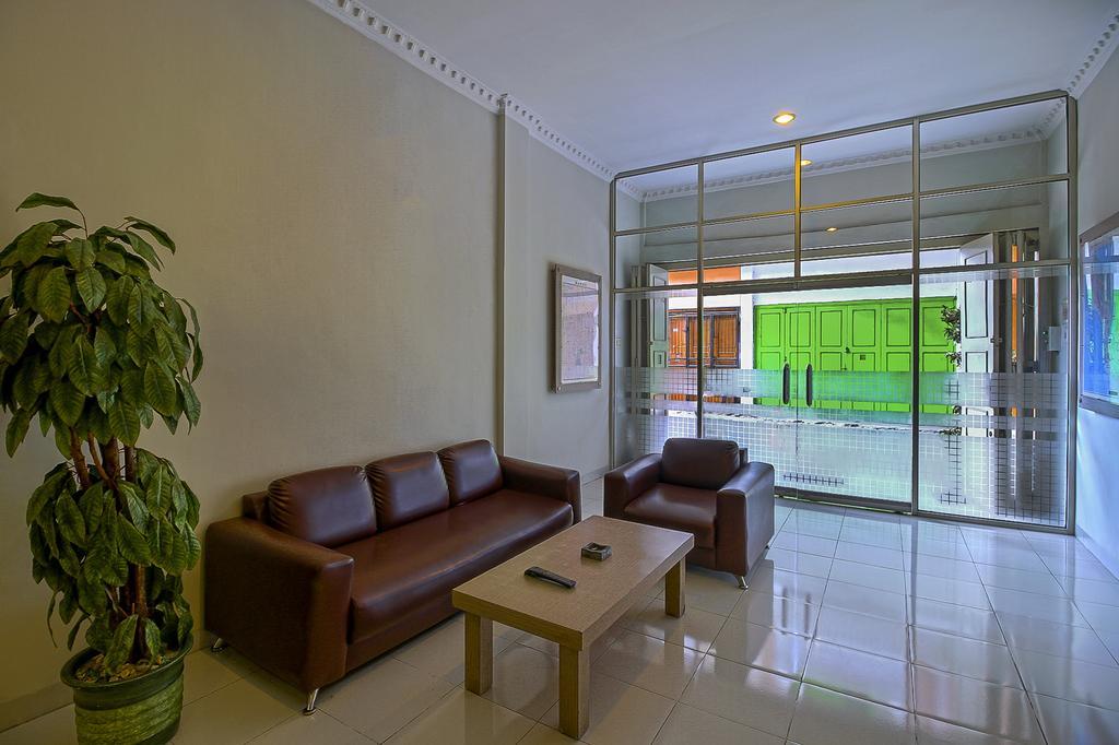 Carolina Transit Hotel Medan Luaran gambar